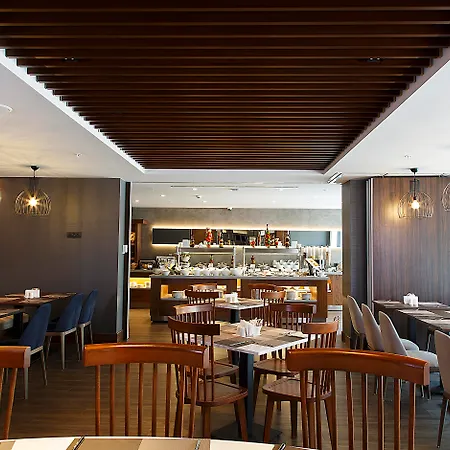 酒店 Bof Business 4*