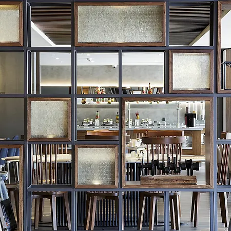 מלון Bof Business