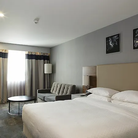 Bof Business מלון