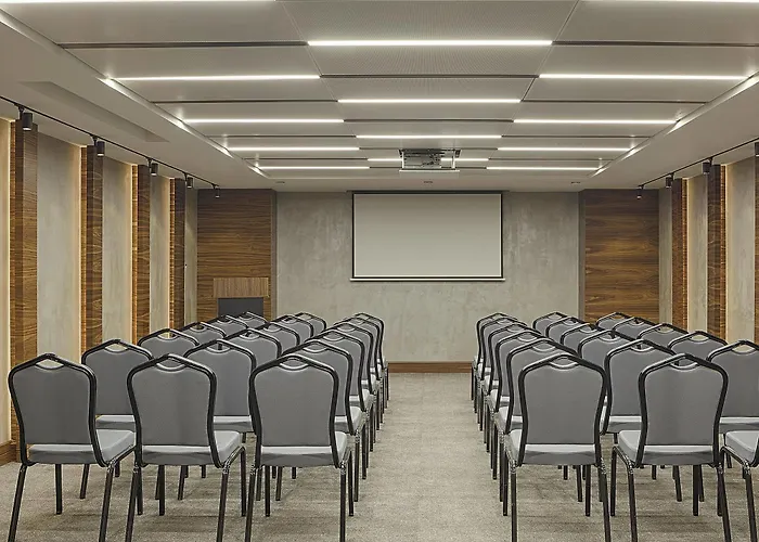 מלון Bof Business 4*