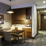 Hotel Bof Business